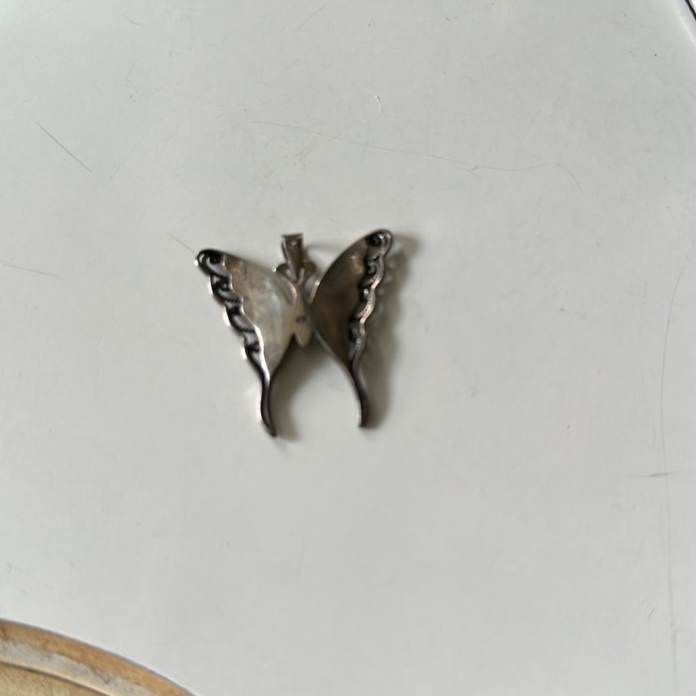 Pendant - Picture 3 of 3